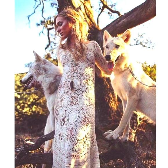 Spell & The Gypsy Margarita Crochet Maxi Dress Rare M/L NWT - Picture 2 of 12